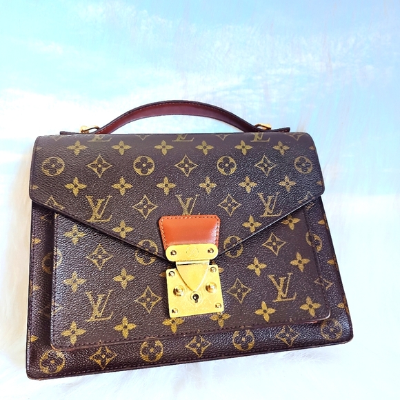 Louis Vuitton Handbags - 🔥Hot Deal 🔥  Authentic Louis Vuitton Handbag Monceau